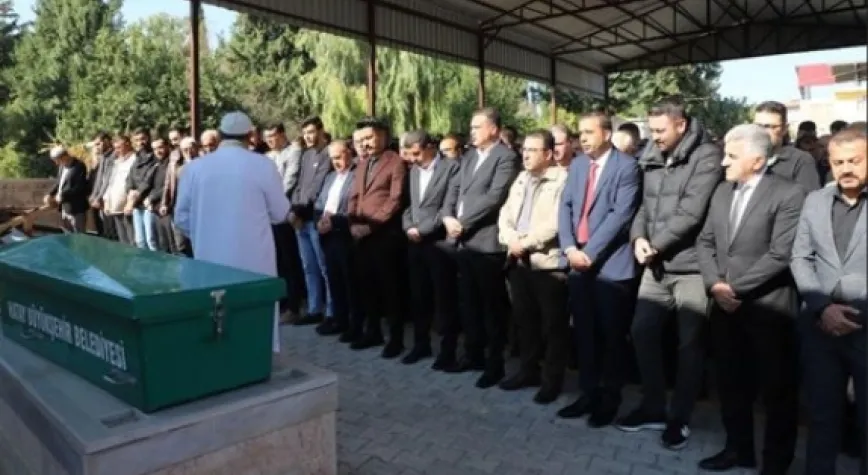 Hammutoğlu dualarla uğurlandı