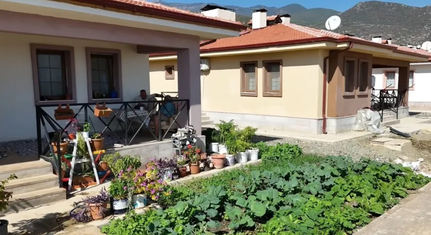 Hassa’da Köy Evleri ,Depremzedelere Umut Işığı Oldu