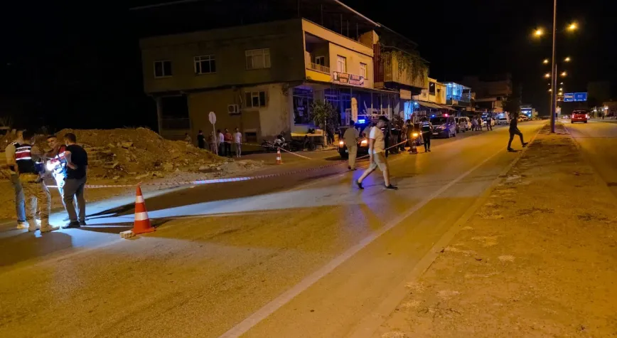 Hatay'da Cadde Ortasında Silahlı Kavga