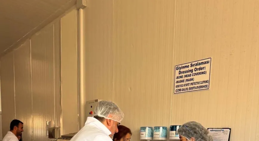 Hatay'da Pet Mama Üretim Tesisine Kapsamlı Denetim