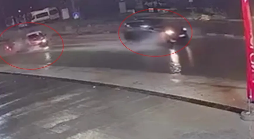 Su Birikintisi Zincirleme Kazaya Yol Açtı