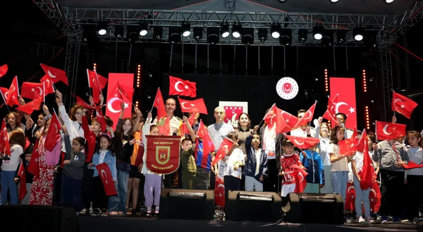 Hatay Ekibi Zafer Coşkusuna Renk Kattı