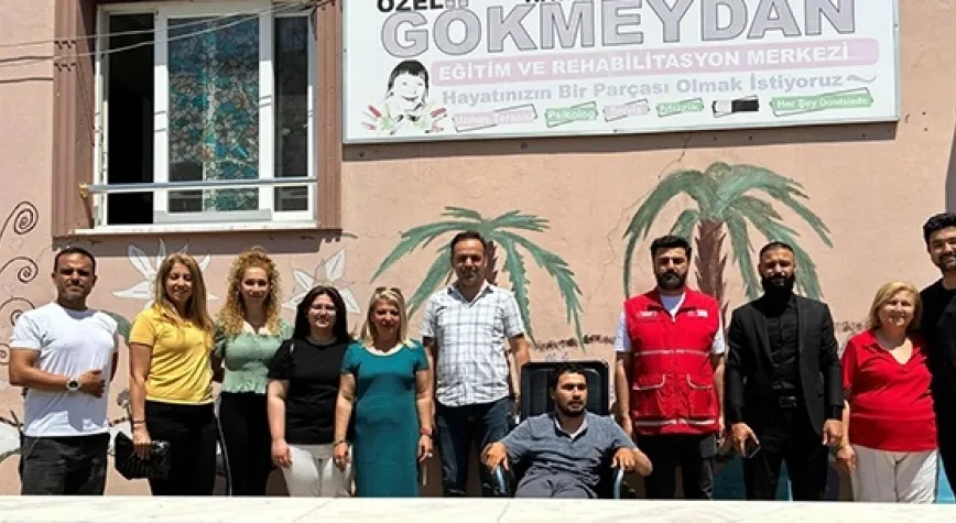 Hatay Kızılay'dan Özel Bireylere Ziyaret