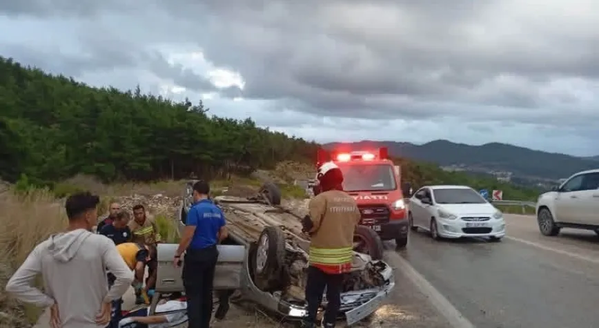 Yayladağı’nda Takla Atan Otomobilde Sürücü Yaralandı