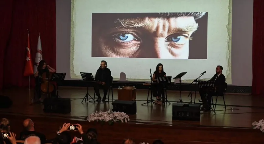 Hatay’da Beyaz Trende Dinlenen Şarkılar Konseri Büyük İlgi Gördü
