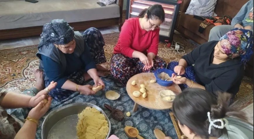 Hatay’da Bayram Kömbesi Geleneği Yaşatılıyor