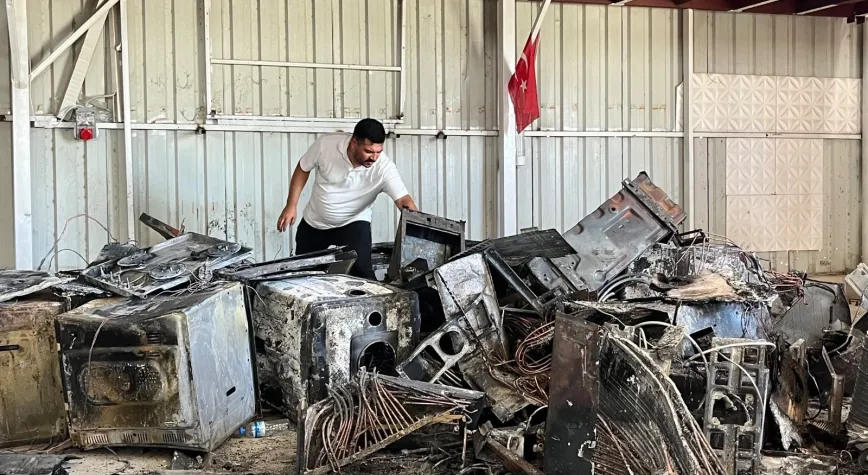 Hatay’da Beyaz Eşyalar Peş Peşe Patladı: 2,5 Milyon TL Zarar