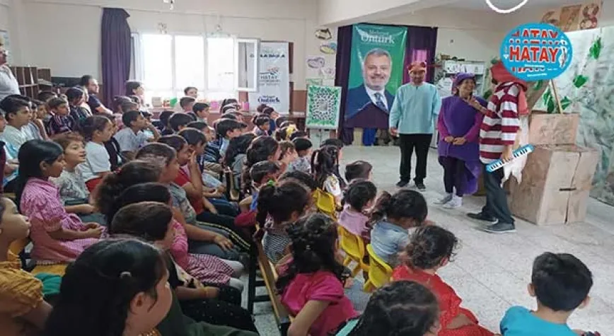 HATAY'DA ÇOCUKLAR GÜLSÜN DİYE YOĞUN ÇALIŞMAYA DEVAM EDİYOR