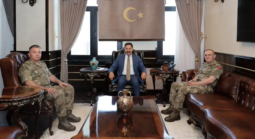 Hatay’da Komutanlardan Vali Masatlı’ya Ziyaret