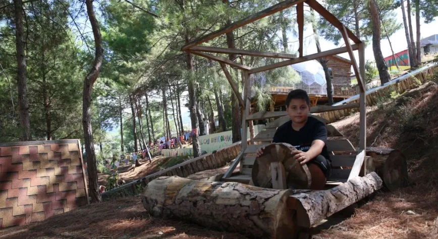 Arsuz'da Orman Okulu Öğrencileri Doğayla Buluşturuyor