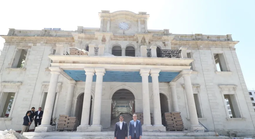 Hatay’da Tarihi Valilik Binası Restore Ediliyor