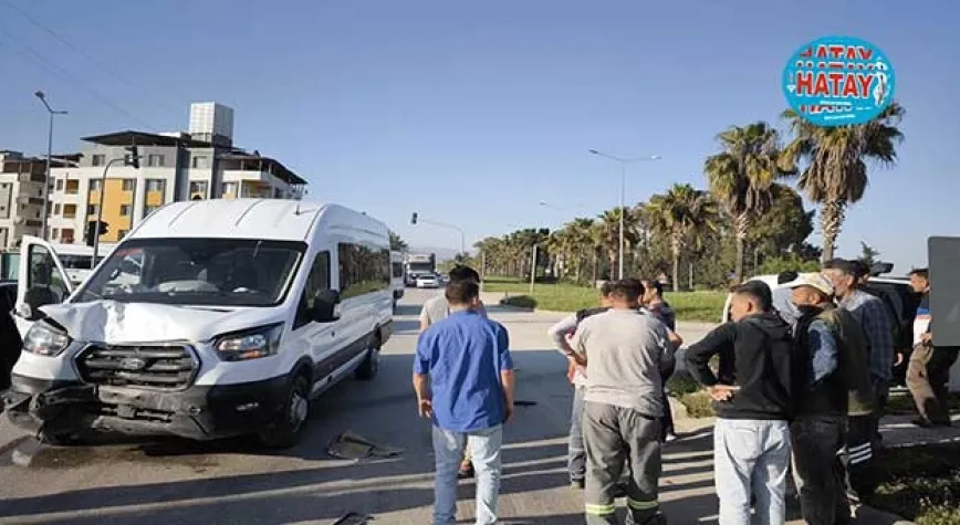 HATAY’DA TRAFİK KAZASI: 3 YARALI
