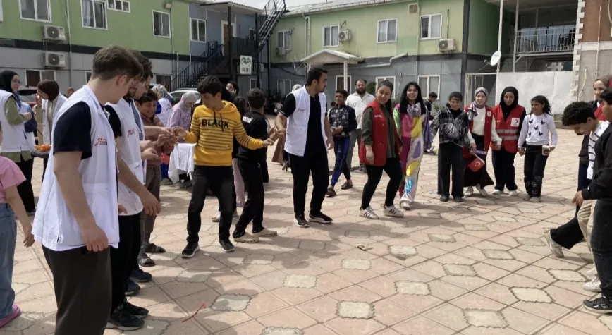 Hatay’da Yetim Çocuklar İçin Şenlik Düzenlendi