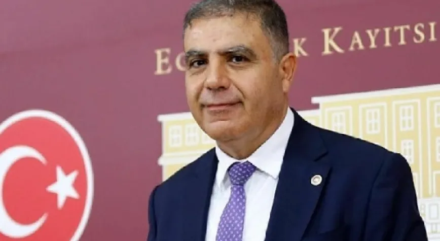 HATAY’DAKİ İNŞAATLARDA HALA DEPREM ÖNCESİ İVMESİ KULLANILIYOR! 