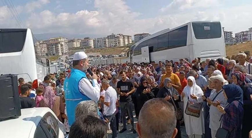 HATAY’DAN  İLK HAC KAFİLESİ  UĞURLANDI