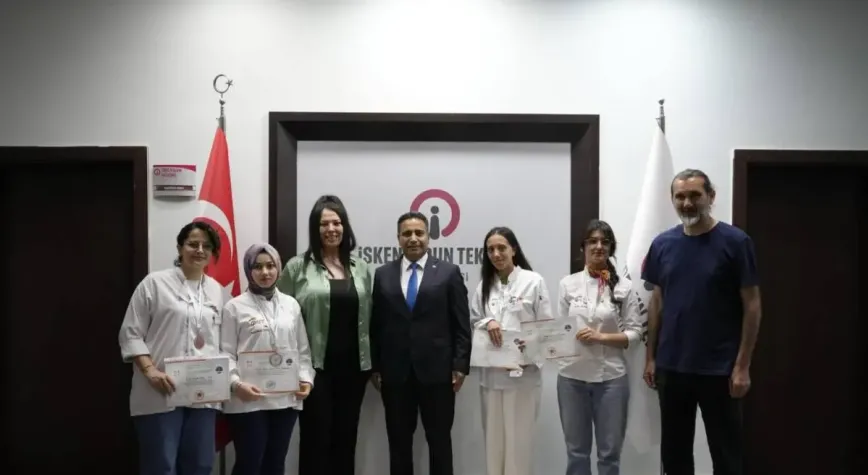 Hataylı Öğrencilerden Uluslararası Yemek Yarışmasında Büyük Başarı