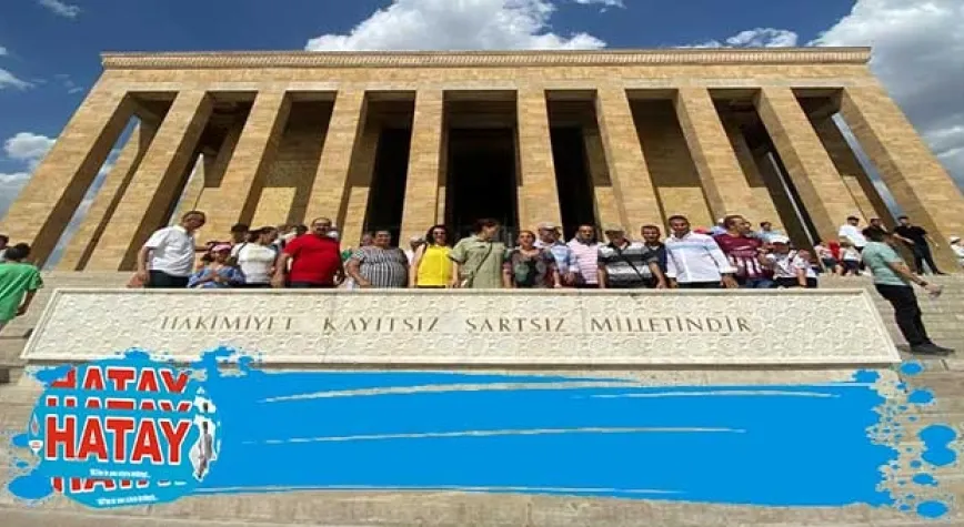 HATAYLILAR ANITKABİR'DEN HAYKIRDILAR