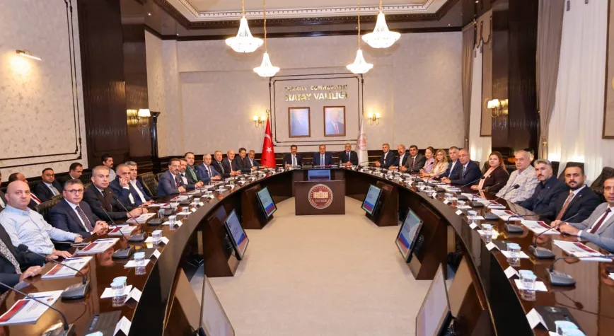 Hayati Yazıcı’dan Hatay’da Ziyaretler