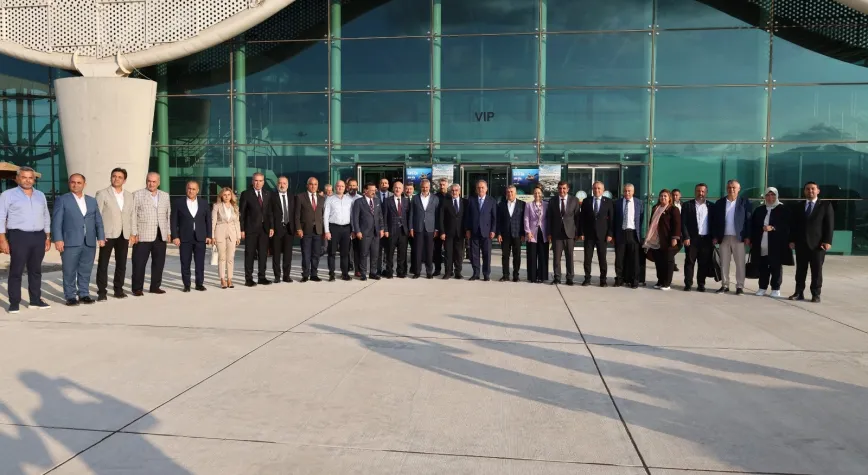 Hayati Yazıcı’dan HBB’ye Ziyaret