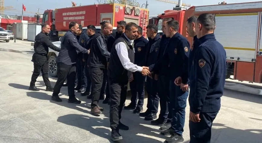 HBB İtfaiye Daire Başkanı Ahmet Keskin, Personellerle Bayramlaştı