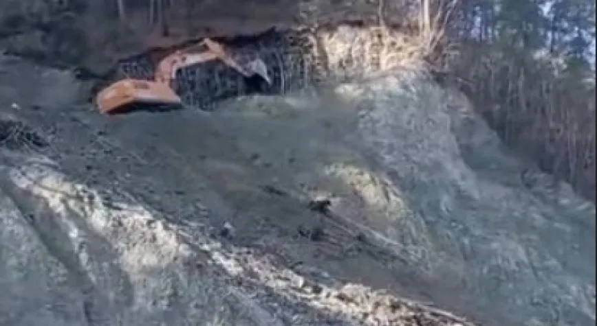 Heyelanla Kapanan Yayla Yolu Açıldı