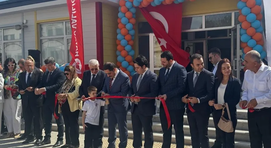 Hikmet Kamil Eryılmaz Bilim ve Sanat Merkezi açıldı