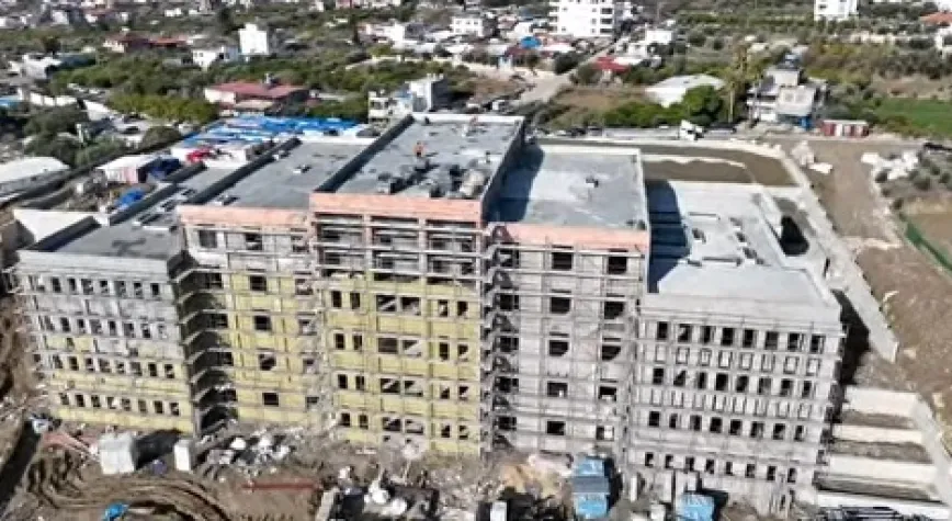 HÜKÜMET KONAĞI İNŞAATI SON HIZIYLA SÜRÜYOR
