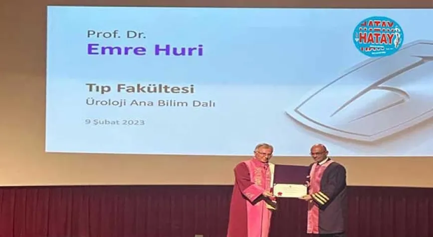 HURİ PROFESÖRLÜK BELGESİNİ ALDI