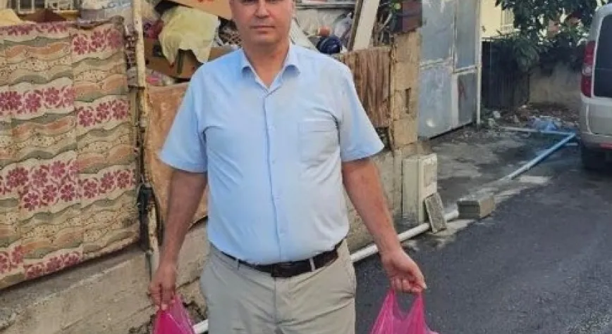 İhtiyaç sahiplerine yardım ediyorlar