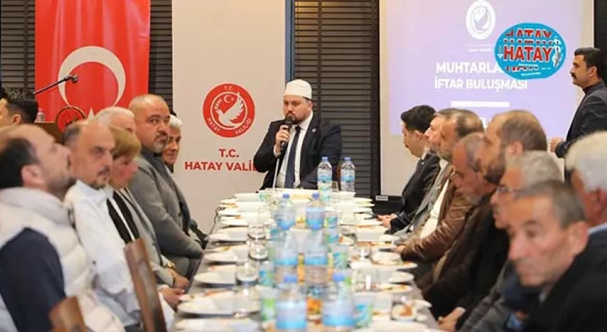 İl Müftüsü Topçu Muhtarlarla İftar Yemeğine Katıldı