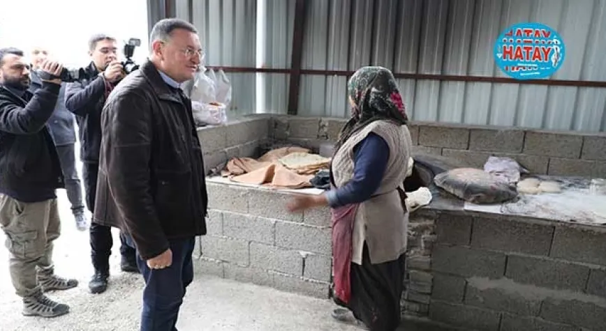  İLÇE BELEDİYELERİNİ BİR KEZ DAHA ÇÖPLERİ TOPLAMALARI KONUSUNDA DUYARLILIĞA DAVET EDİYORUM
