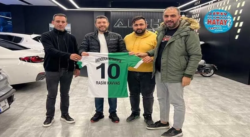 İŞADAMI RASİM KAVVAS'A MEYDAN SPOR FORMASI