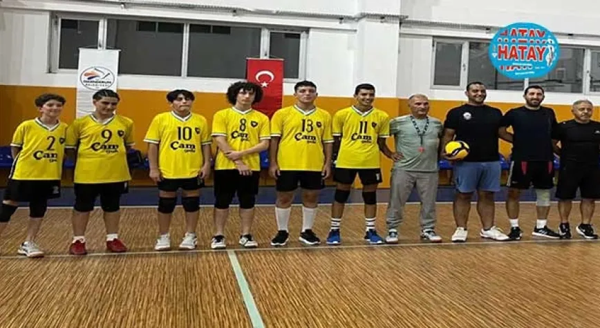 İSKENDERUN BELEDİYESİ 5 TEMMUZ FESTİVALİ VOLEYBOL TURNUVALARI BAŞLADI