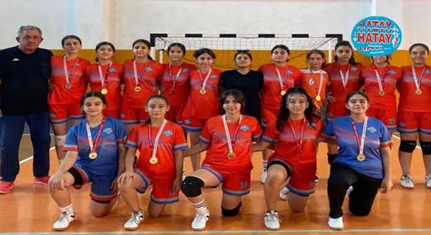 İSKENDERUN BELEDİYESİ HENTBOL TAKIMI TÜRKİYE ŞAMPİYONASINDA