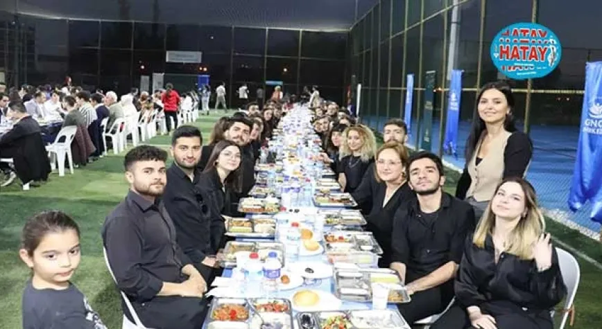 İSKENDERUN GENÇLİK MERKEZİ İFTARDA BULUŞTU