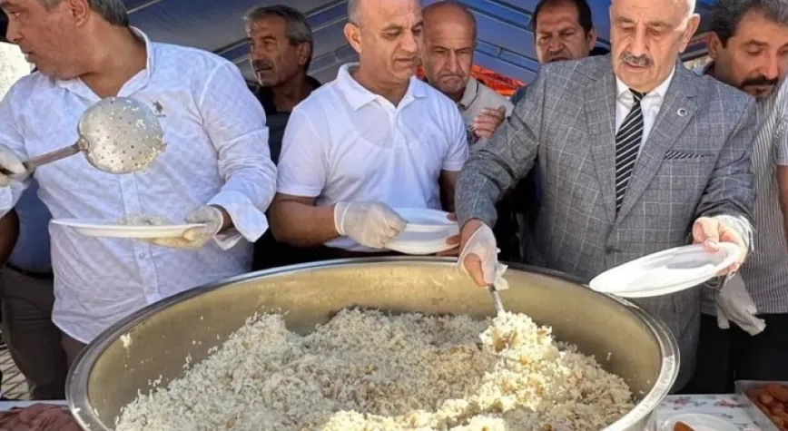 İSKENDERUN’DA AHİLİK PİLAVI BEREKETİ