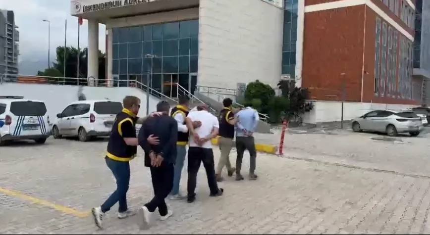 İskenderun’da Aranan 3 Şahıs Tutuklandı