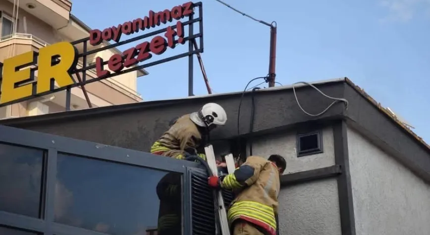 İskenderun’da Dönercide Yangın Paniği