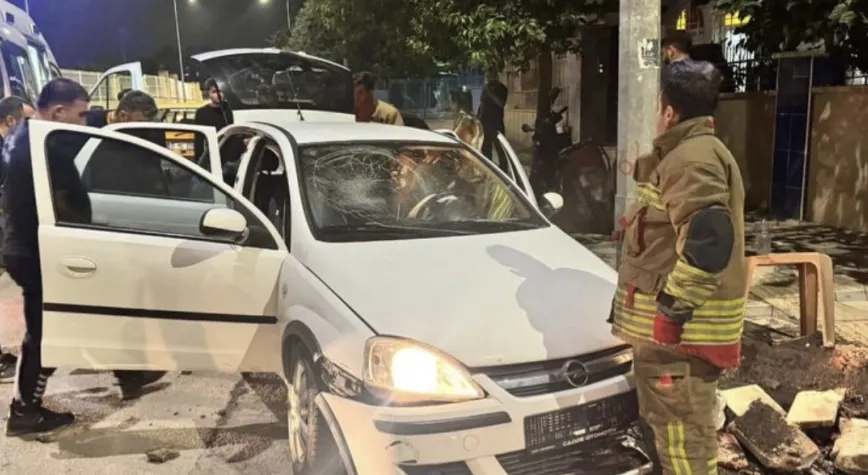 İskenderun’da Sıkışmalı Trafik Kazası: 2 Yaralı
