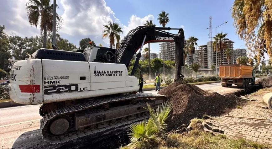 İSKENDERUN’DA YAĞMUR SUYU SORUNU ÇÖZÜLÜYOR