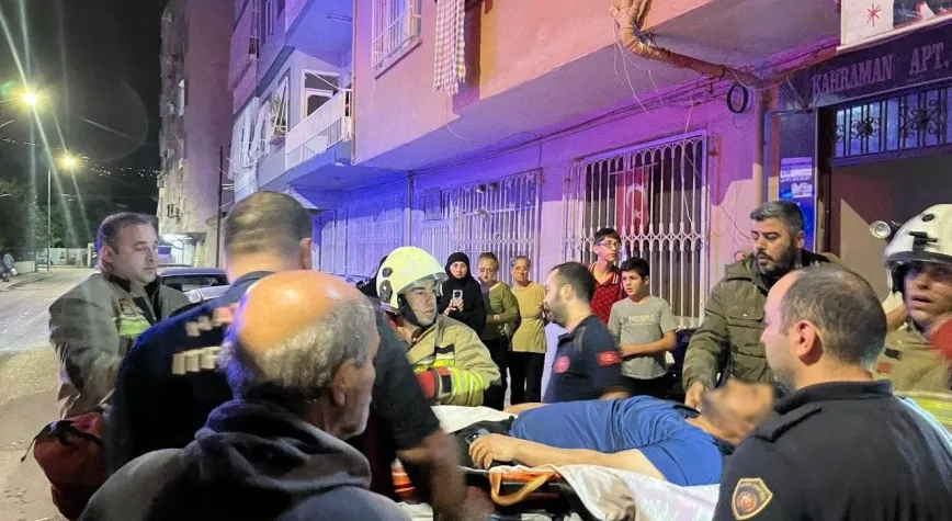 İskenderun’da Yangında Mahsur Kalan Yatalak Hasta Kurtarıldı