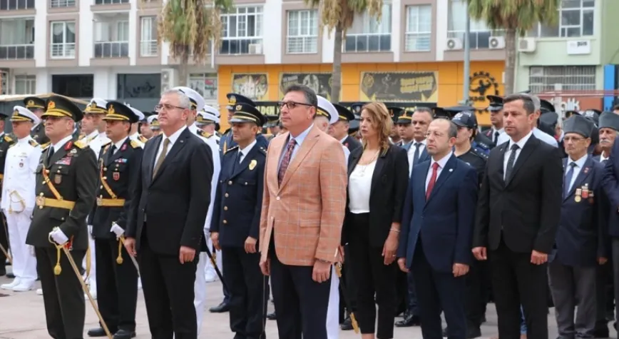İskenderun’da Zafer Bayramı coşkusu