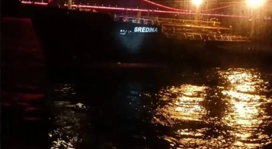 İstanbul Boğazı çift yönlü gemi trafiğine kapatıldı