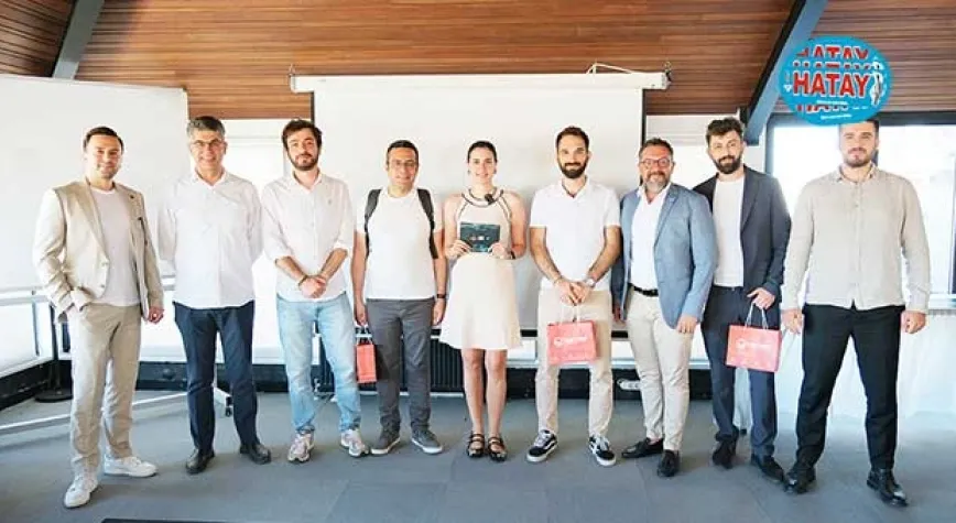 İSTE’Lİ ÖĞRENCİNİN GUIDERVERSE GİRİŞİMİNE  ÖDÜL