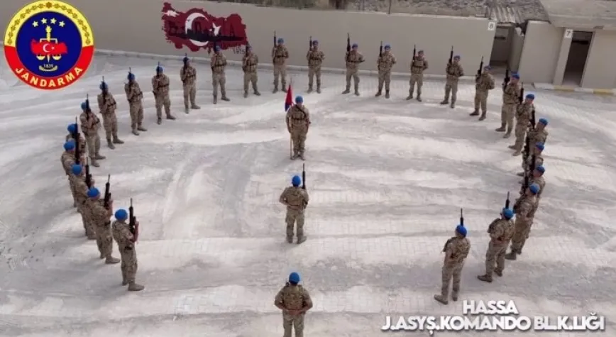JANDARMA KOMANDOLARDAN GURURLANDIRAN YEMİN