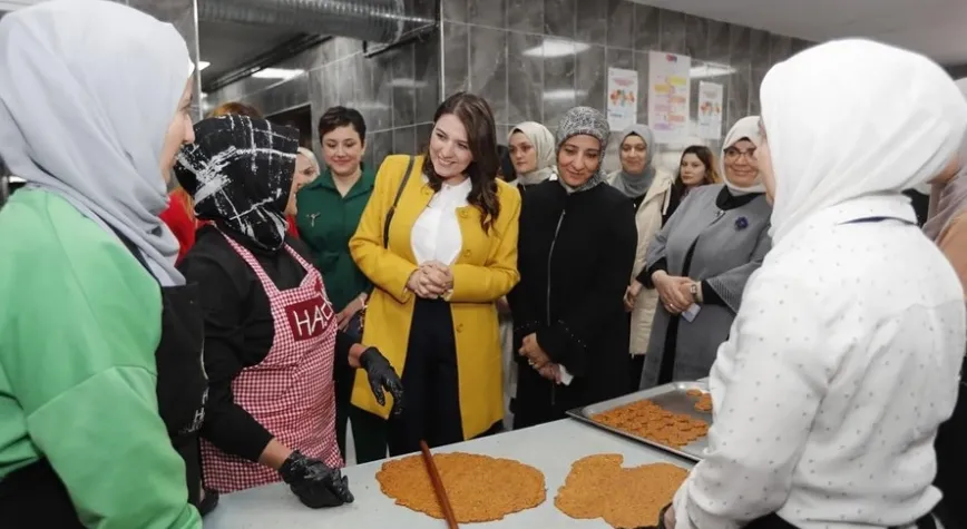KADINLAR MUTLAKA ÜRETİMDE OLMALI