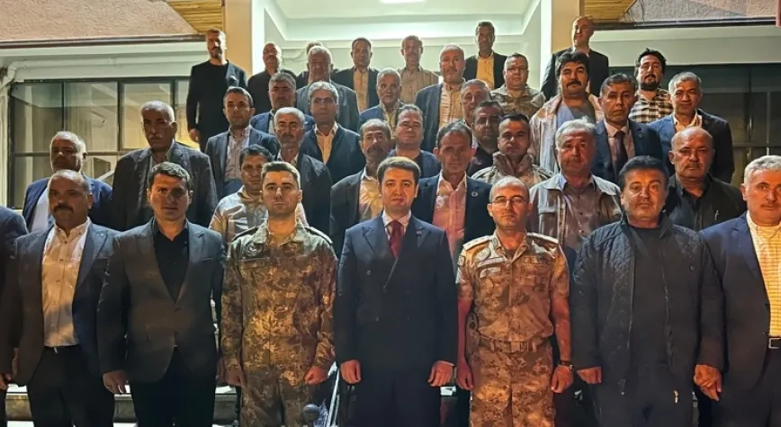Kahraman: Demokrasimizin Temel Taşı olan Muhtarlarımız