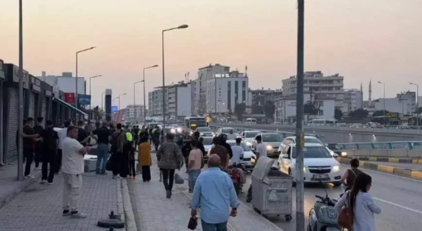 Kaldırımda yürürken araba çarptı hayatını kaybetti