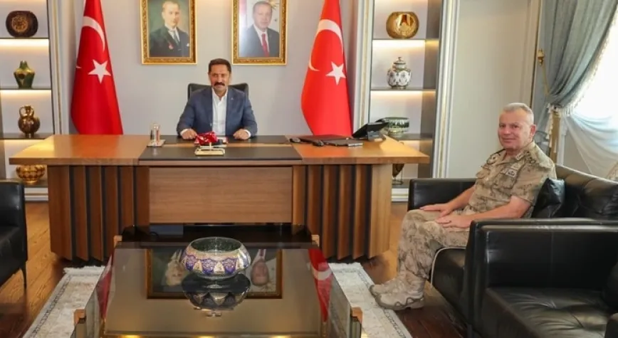 Karaca Paşadan nezaket ziyareti