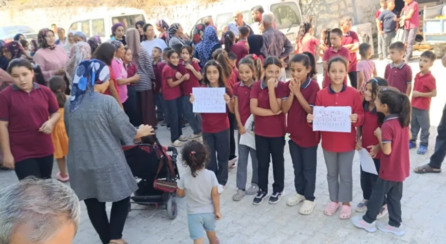 Karbeyaz Mahallesi'nde Taşımalı Eğitim Protestosu!